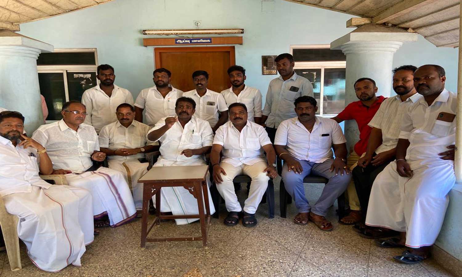 களியக்காவிளை முதல் காவல்கிணறு வரை தேசிய நெடுஞ்சாலையை செப்பனிட வலியுறுத்தி வருகிற 1-ந்தேதி மறியல்