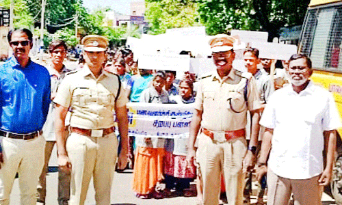 போடி அருகே போதைப்பொருள் ஒழிப்பு விழிப்புணர்வு பேரணி