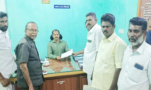 ஏரல் தாசில்தாரிடம் செம்பூர் மக்கள் மனு