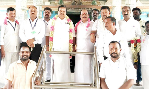 ரெயில் நிலையத்தில் பயணிகள் நல குழு உறுப்பினர்கள் ஆய்வு