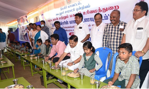 காலை உணவு திட்டத்தால்  பள்ளிக்கு வரும் மாணவர்களின் எண்ணிக்கை அதிகரிக்கும்-அமைச்சர் ராமச்சந்திரன் பேச்சு
