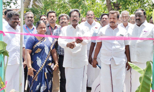 கடலோர கிராமங்களில் புதிய மின்மாற்றிகள்- எம்.எல்.ஏ. தொடங்கி வைத்தார்