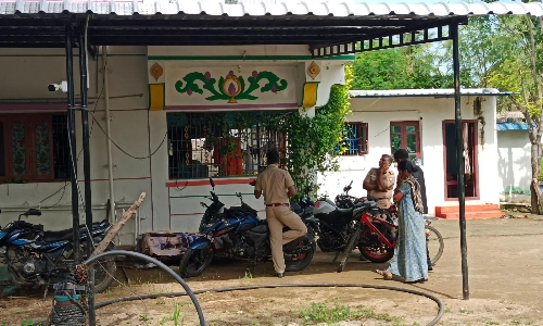 பிட் காயின் திட்டத்தில் பல கோடி மோசடி புகார்: கிருஷ்ணகிரி, தருமபுரியில் 8 இடங்களில் போலீசார் சோதனை