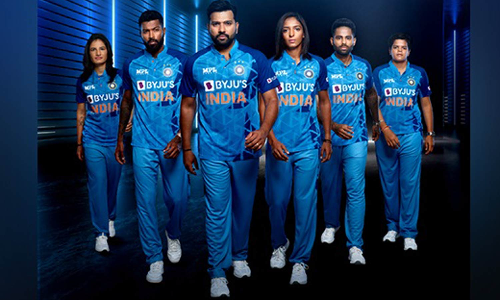 இந்திய கிரிக்கெட் அணிக்கு புதிய டி20 ஜெர்சி அறிமுகம்