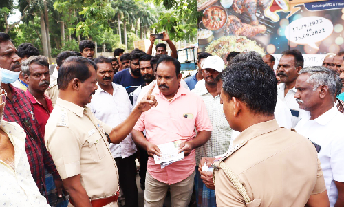 கழிவு நீரேற்று நிலையத்துக்கு எதிர்ப்பு தெரிவித்து பொதுமக்கள் போராட்டம்