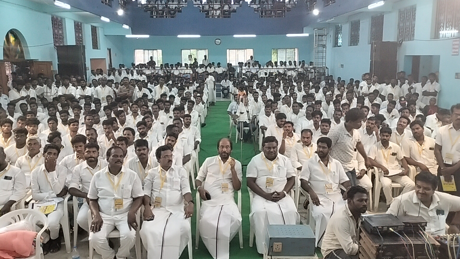 தி.மு.க. இளைஞரணி சார்பில் ஆலோசனை கூட்டம் தி.மு.க. இளைஞரணி சார்பில் ஆலோசனை கூட்டம்