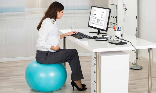 உடற்பயிற்சி பந்தை உபயோகிப்பதால் கிடைக்கும் பலன்கள்