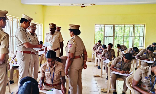 தூத்துக்குடி காவலர் பயிற்சி பள்ளியில் பெண் காவலர்களுக்கு சட்ட வகுப்பிற்கான இறுதி தேர்வு