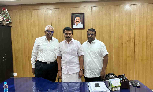 மின் கட்டண உயர்வில் சலுகை கேட்டு அமைச்சர் செந்தில்பாலாஜியுடன் பல்லடம் ஜவுளி உற்பத்தியாளர்கள் சந்திப்பு