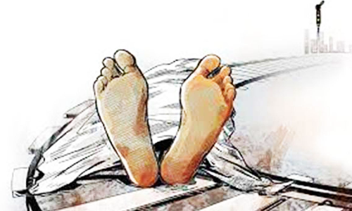 சாமல்பட்டி அருகே   பாம்பு கடித்து பெண் பலி