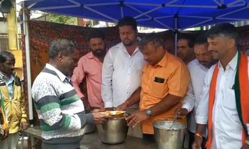 ஊட்டியில் பா.ஜ.க சார்பில் அன்னதான நிகழ்ச்சி