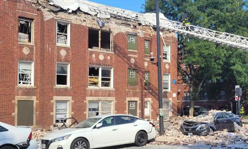 சிகாகோ குடியிருப்பில் குண்டுவெடிப்பு- 6 பேர் படுகாயம்