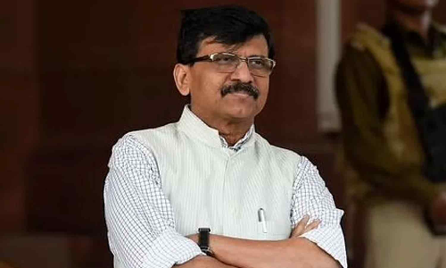 பிரவின் ராவத்திடம் இருந்து சஞ்சய் ராவத் மாதந்தோறும் ரூ.2 லட்சம் வாங்கினார்: பெண் வாக்குமூலம்