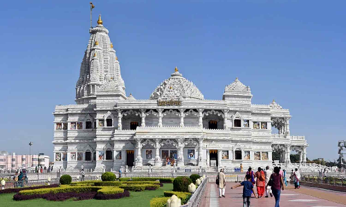 கிருஷ்ணனின் லீலைகளை சொல்லும் மதுரா பிருந்தாவனம் திருத்தலம்