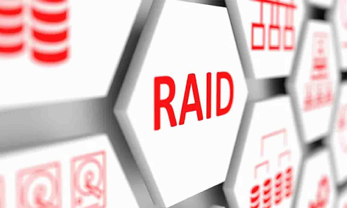 மாநகராட்சி சுகாதார துறையினர் திடீர் சோதனை:  குடோனில் பதுக்கிய ஒன்றரை டன் தடை பிளாஸ்டிக் பைகள்  பறிமுதல்