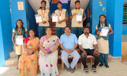 சாத்தான்குளம்  ஹென்றி மெட்ரிக் பள்ளி மாணவர்கள் சாதனை