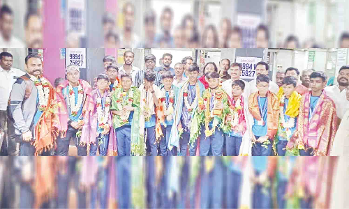 கால்பந்து போட்டி, 2-வது இடம் பெற்ற தமிழக அணிக்கு திருப்பூரில் வரவேற்பு