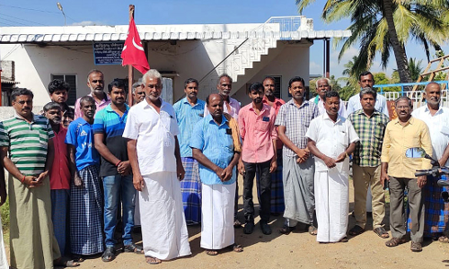 24 மணி நேர மும்முனை மின்சாரத்தை பகுதி நேர மும்முனை மின்சாரமாக மாற்றுவதற்கு விவசாயிகள் எதிர்ப்பு