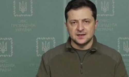 ரஷிய மக்கள் புதினை எதிர்த்து போராட வேண்டும்- உக்ரைன் அதிபர் ஜெலன்ஸ்கி ஆவேசம்