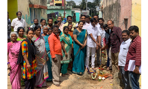 பேரிகை  ஊராட்சியில்               ரூ.15 லட்சம் மதிப்பீட்டில் சாலை  அமைக்கும் பணிக்கு பூமி பூஜை