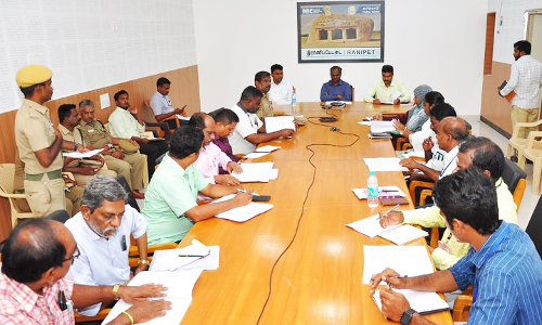 திண்டிவனம் ரெயில்பாதை, பெங்களூர் விரைவு சாலை பணிக்கு மரங்களை வெட்ட அனுமதி