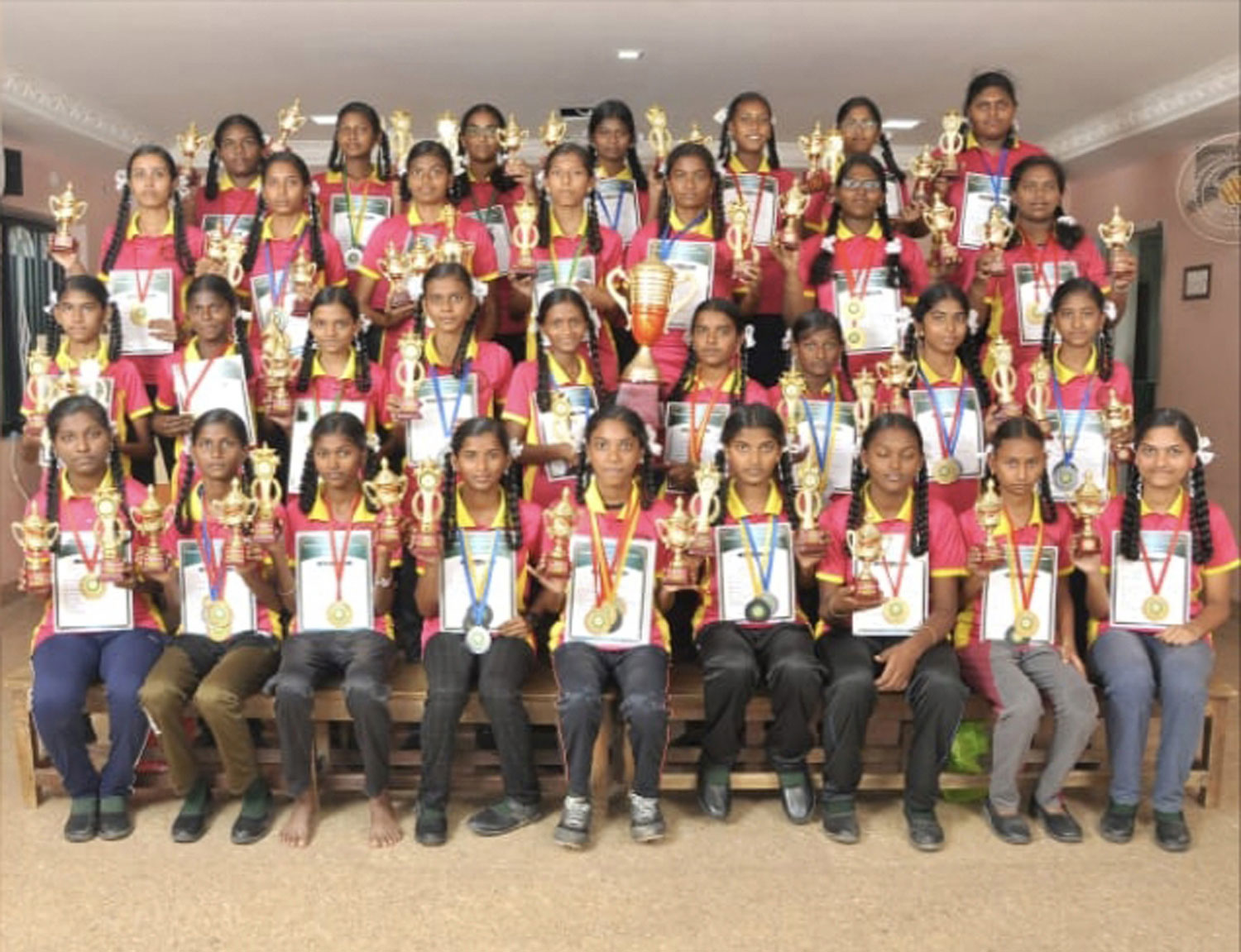 தடகளப் போட்டியில் ஸ்ரீ கலைவாணி பள்ளி சாம்பியன்