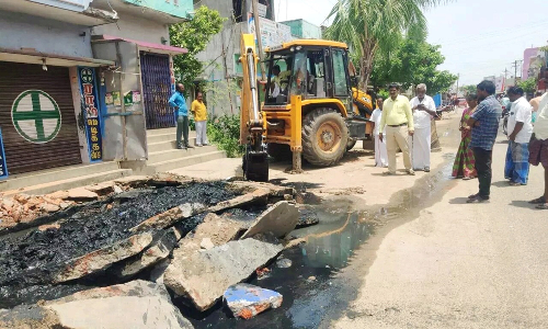 ரிஷிவந்தியத்தில் கழிவுநீர் கால்வாய் ஆக்கிரமிப்புகள் அகற்றம்