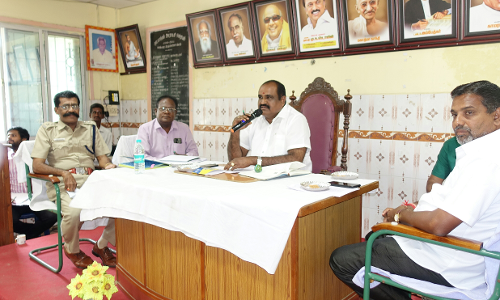 நீர்நிலை ஆக்கிரமிப்புகளை அகற்ற வேண்டும்