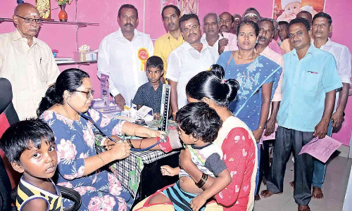 இலவச மருத்துவ முகாம்