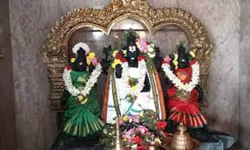 பெருமாள் கோவில்களில் சிறப்பு வழிபாடு