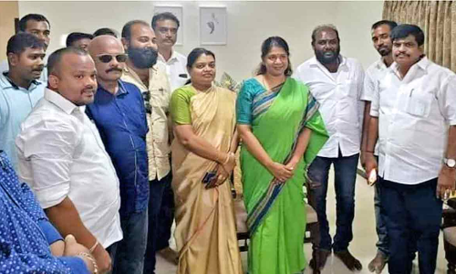 தூத்துக்குடியில் கனிமொழி எம்.பி, அமைச்சர் கீதாஜீவனுடன் சுபாஷ் பண்ணையார் சந்திப்பு