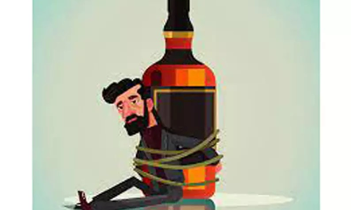 குடிபோதையில் காரை ஓட்டிய வாலிபர்