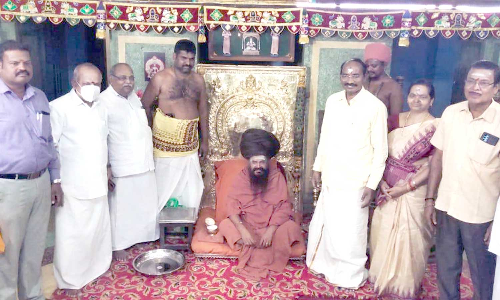 தருமபுர ஆதீனத்திடம் இஸ்ரோ முன்னாள் தலைவர் சிவன் அருளாசி