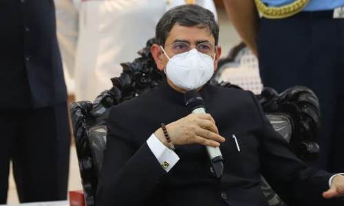 பரபரப்பான அரசியல் சூழ்நிலைக்கு இடையே கவர்னர் ஆர்.என்.ரவி இன்று டெல்லி பயணம்