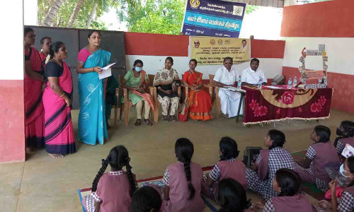 இரும்புச்சத்து உணவுகளை உணவில் சேர்த்து கொள்ள வேண்டும் -  மருத்துவ அலுவலர் அறிவுறுத்தல்