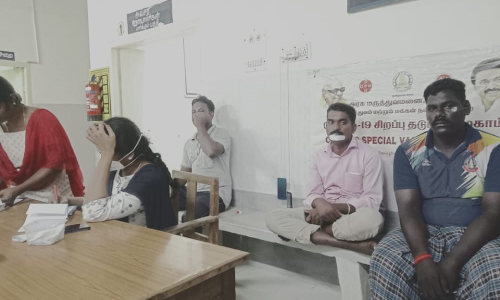 பாதுகாப்பு பணிக்குச் சென்ற போலீஸ் வாகனம் விபத்து