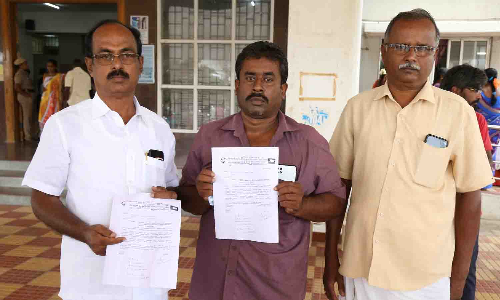 போதிய தண்ணீர் பெற்றுத்தர வலியுறுத்தி கீழ்பவானி நீர்ப்பாசன விவசாயிகள் மனு