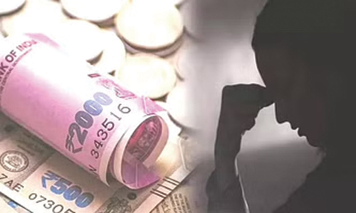 ரூ.4 லட்சம் சீட்டு பணம் மோசடி செய்ததாக எஸ்.பி. ஆபீசில் புகார்