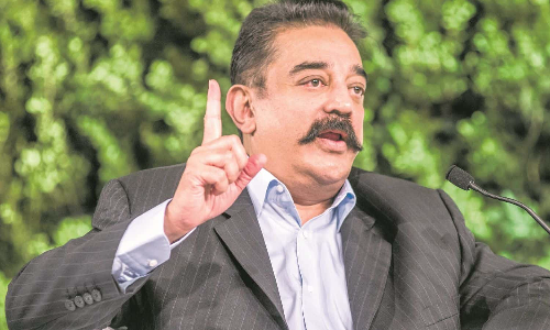 என் தேனிக்கார நண்பருக்கு இந்தப் பரமக்குடியானின் வாழ்த்துக்கள் - நடிகர் கமல்ஹாசன்