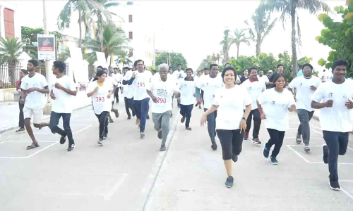 சுற்றுலா தினத்தையொட்டி மினி மராத்தான் போட்டி