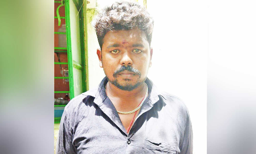 வடமதுரை அருகே கத்திமுனையில் பணம் பறித்த வாலிபர் கைது