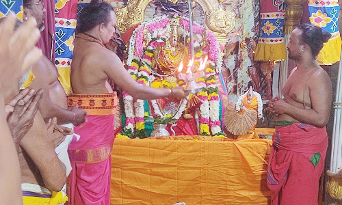 நவராத்திரி விழா தொடக்கம்