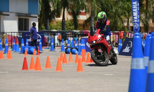 மதுரையில் பிரமாண்டம் - தி கால் ஆஃப் தி ப்ளூ வீக்கெண்ட் நிகழ்ச்சியை நடத்தி அசத்திய யமஹா