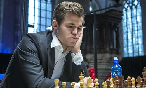 ஜூலியஸ் கோப்பை செஸ் போட்டி: மேக்னஸ் கார்ல்சன் சாம்பியன்