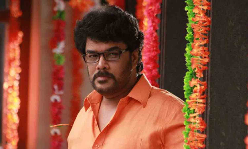 அவங்க ஒரு டேமேஜ் ஹீரோயின் - இயக்குனர் சுந்தர்.சி