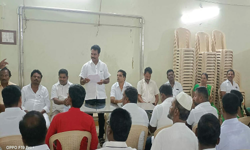 குடியாத்தம் காமராஜர் பாலம் அருகில் உள்ள டாஸ்மாக் கடையை அகற்ற வேண்டும்