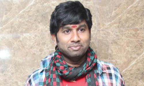 சிம்பு, கவுதம் மேனனைத் தொடர்ந்து கூல் சுரேஷுக்கு கிப்ட் கொடுத்த தயாரிப்பாளர்