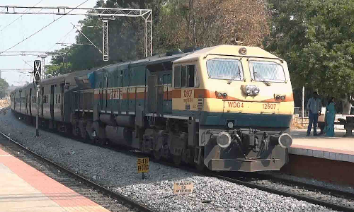 குர்லா எக்ஸ்பிரஸ் 21 நாட்கள் ஓசூருக்கு தாமதமாக செல்லும்