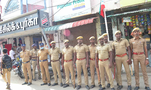பாப்புலர் பிரண்ட் அமைப்பு தடைக்கு எதிர்ப்பு: கோவையில் பெண்கள் ஊர்வலம்-மறியல்