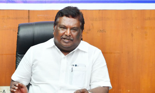 பள்ளி நேரங்களில் பற்றாக்குறை ஏற்படாத வகையில் பேருந்துகளை இயக்க வேண்டும்- அமைச்சர் சிவசங்கர் உத்தரவு